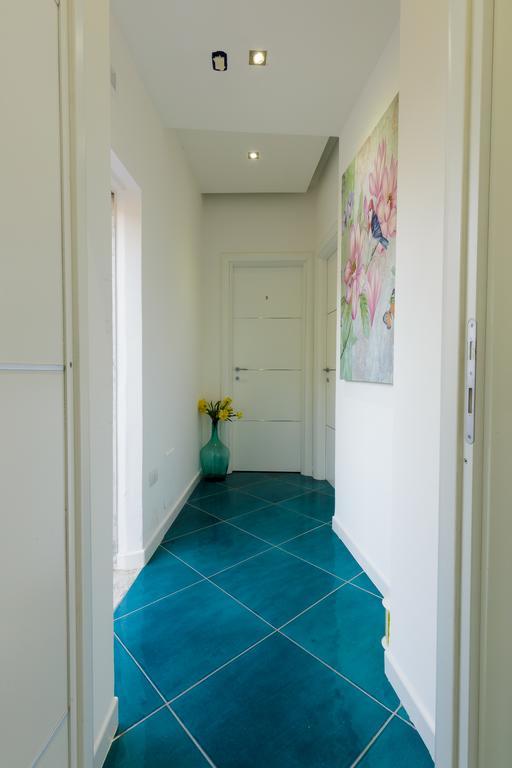 Beach Hotel 14Leoni B&B Salerno Exterior photo