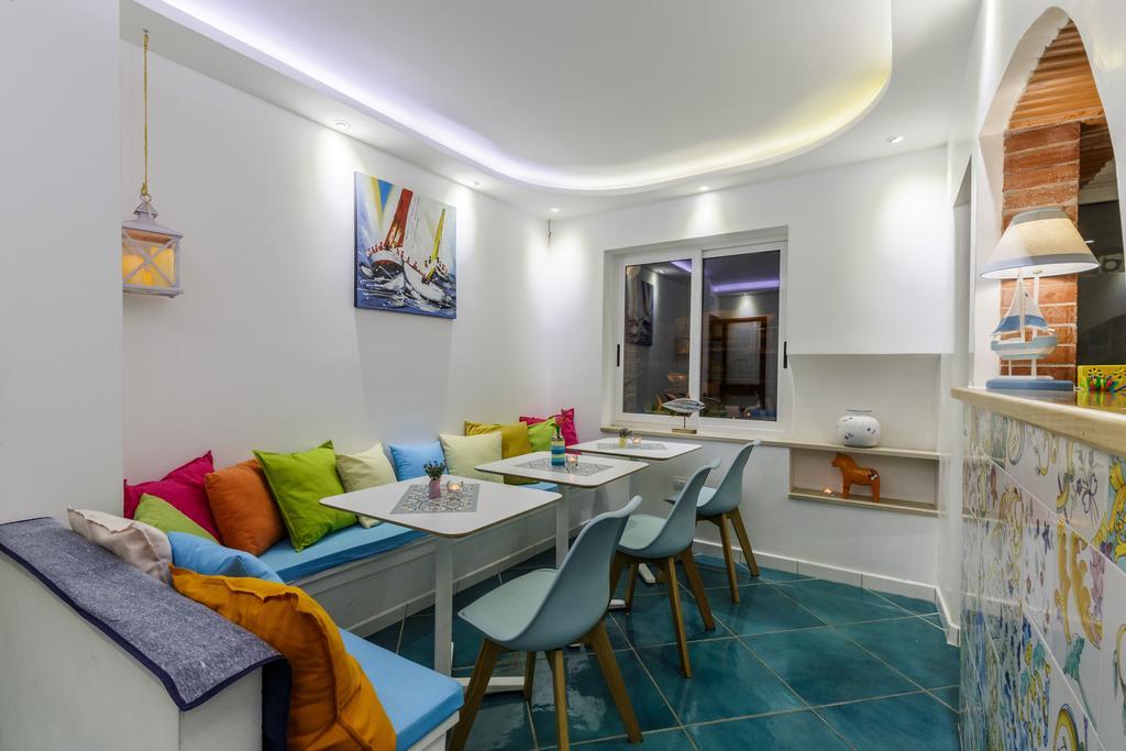 Beach Hotel 14Leoni B&B Salerno Exterior photo